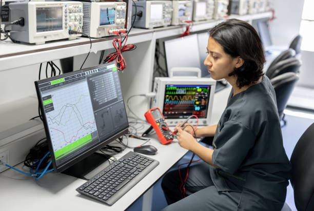 Best Affordable Electrician  in Holiday Shores, IL